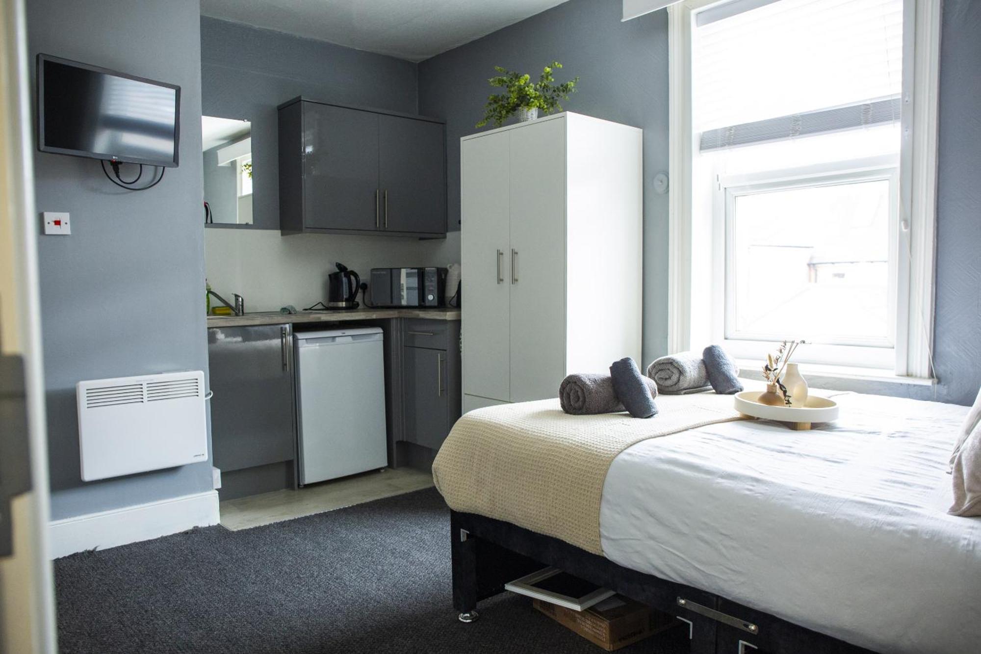34 Evesham Road - Double Rooms Shottery Phòng bức ảnh